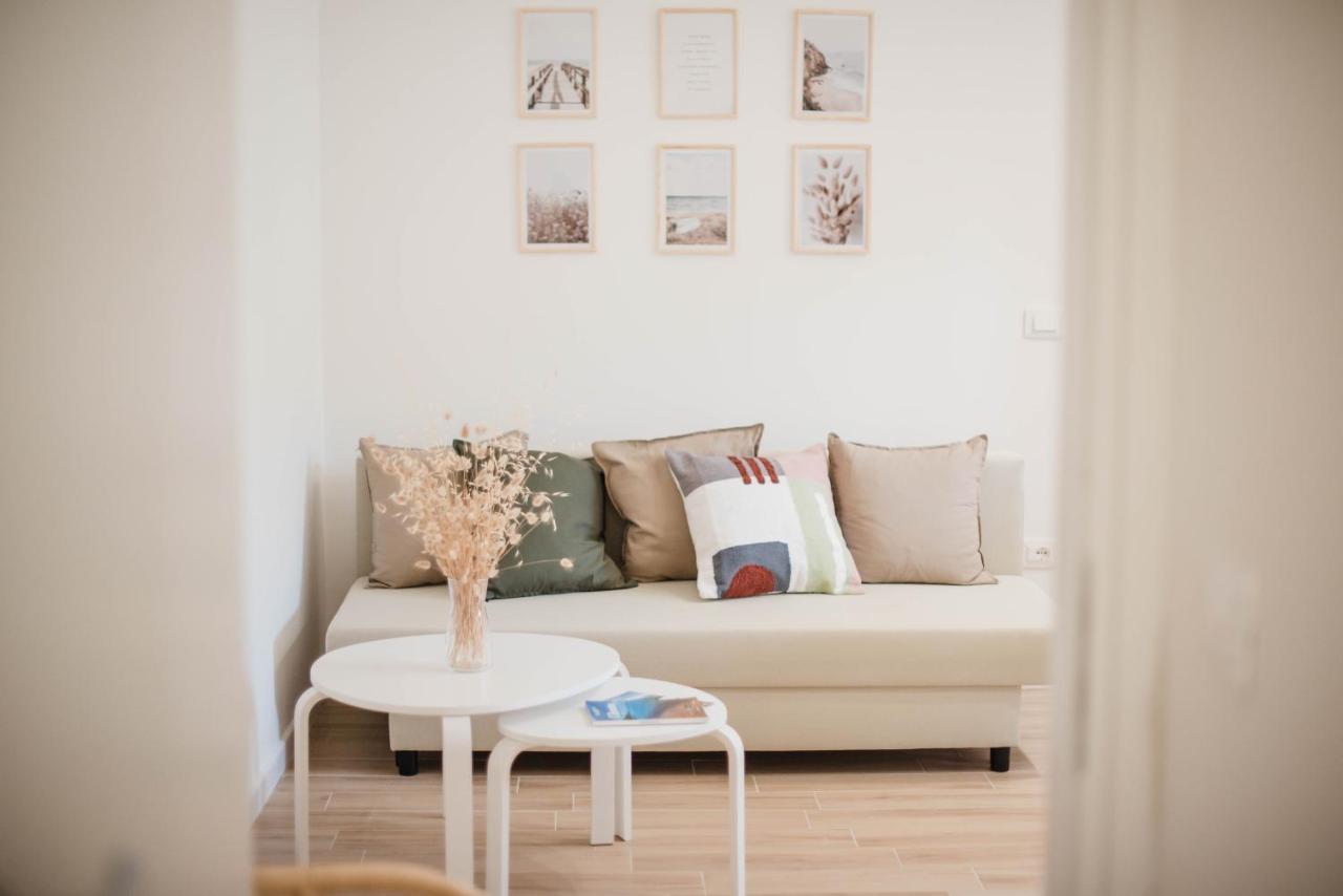 Le Sorelle - Casa Vacanze ปิชอตตา ภายนอก รูปภาพ